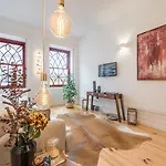 Guestready - Rustic Urban Retreat *